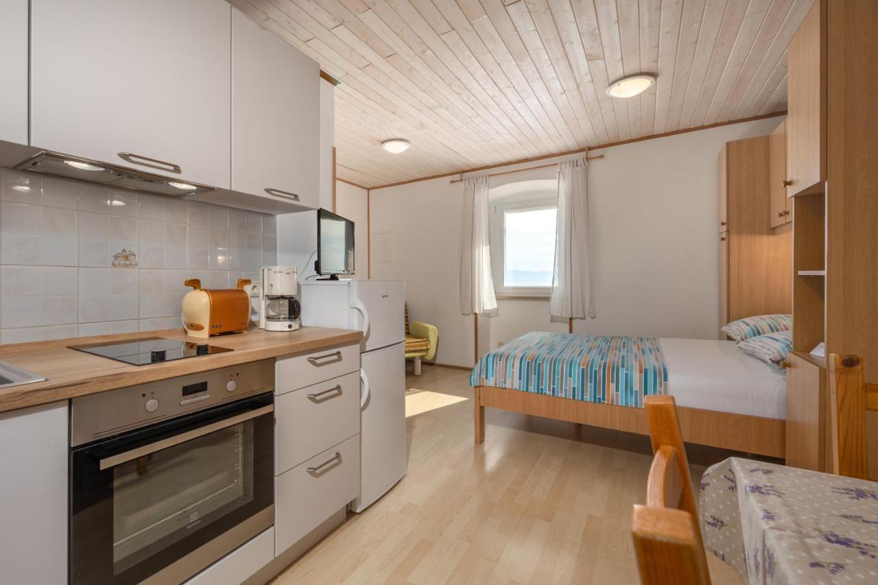 Apartmani Matic Mošćenička Draga Exteriör bild
