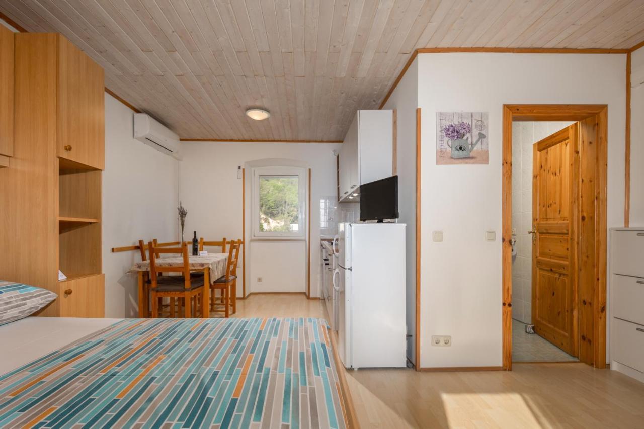 Apartmani Matic Mošćenička Draga Exteriör bild